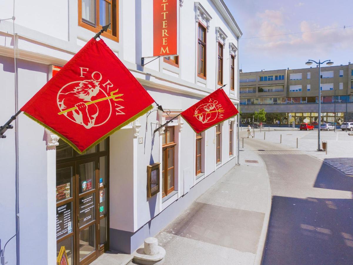 Forum Hotel Szombathely Exterior photo